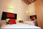Large Madrid Apartment for 6 people