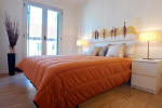 Large Double Bedroom in Madrid Apartment